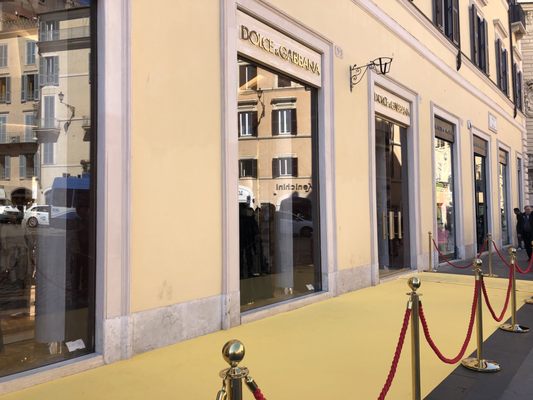 Dolce & Gabbana by null