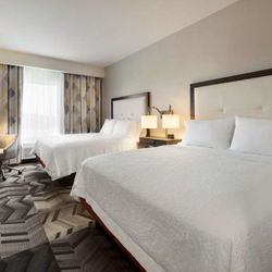 Hampton Inn Spring Hill - Guest room