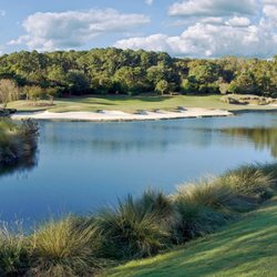 Crescent Pointe Golf Club