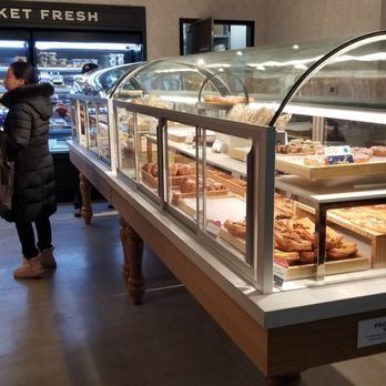 Paris Baguette - Bakeries Near Me - Cincinnati, Ohio