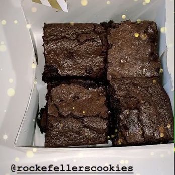 Rockefeller - Brownies w/ out Nuts - Desserts Near Me Rockefeller - Brownies w/ out Nuts - Desserts Near Me
