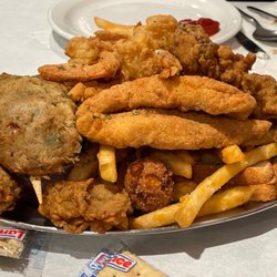 Charles Seafood - Seafood platter