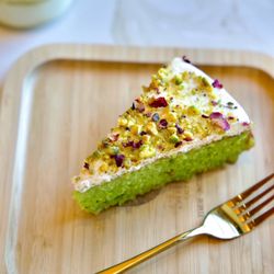 Shibam Coffee - Pistachio milk cake