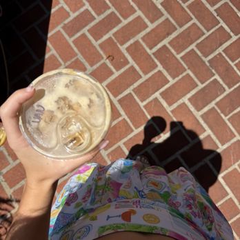 Aroma Coffee & Tea - Coffee & Tea Near Me - Studio City, California Aroma Coffee & Tea - Coffee & Tea Near Me - Studio City, California