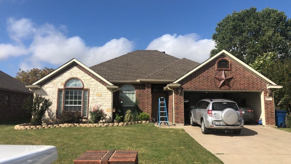 Slide of B&B Roofing