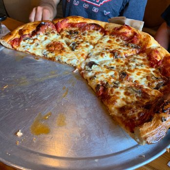Pine Stump - Some of the best homemade pizza I've had!! - Burgers Near Me - Newberry, Michigan Pine Stump - Some of the best homemade pizza I've had!! - Burgers Near Me - Newberry, Michigan