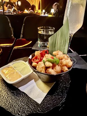 Regines Lounge by null