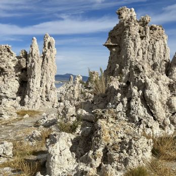 Mono Lake South Tufa Area - Hiking Near Me - Lee Vining, California Mono Lake South Tufa Area - Hiking Near Me - Lee Vining, California