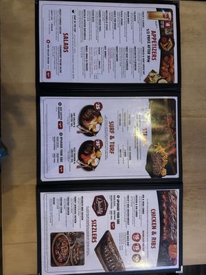 Chuck’s Roadhouse Bar & Grill by null