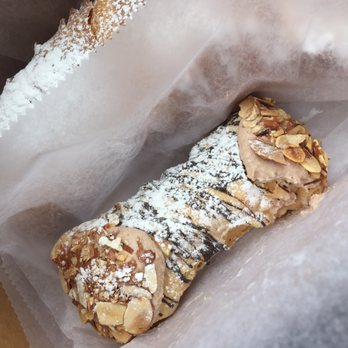 Mike's Pastry - Amaretto cannoli - Bakeries Near Me - Boston, Massachusetts