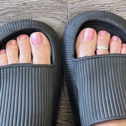 Oasis Nails - I call my wild and untamed toes T.T.'s for trashy toes!  Lol no more T.T.'s for this girl!!  Pretty in pink for summer!!