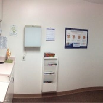 Academy Orthopaedic Clinic - Pretty standard patient room, just with lots of musculoskeletal diagrams decorating the walls! - Orthopedists Near Me - Albuquerque, New Mexico Academy Orthopaedic Clinic - Pretty standard patient room, just with lots of musculoskeletal diagrams decorating the walls! - Orthopedists Near Me - Albuquerque, New Mexico
