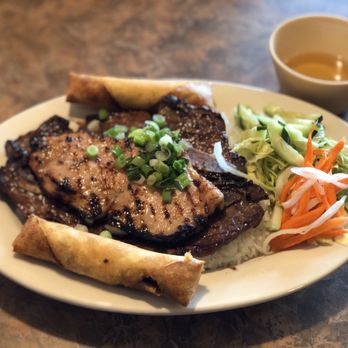 Pho Alderwood - Rice with Grilled short rib, pork chop, and egg rolls - Vietnamese Near Me - Lynnwood, Washington
