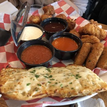 Giordano's - Appetizer Combo - Pizza Near Me - Chicago, Illinois