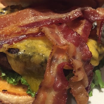 Chili's - Bacon Burger - Bars Near Me - San Antonio, Texas