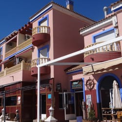 Apartamentos Marina Internacional - Foto exterior de Marina Internacional, desayunos, comida, cena