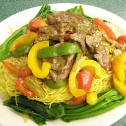 The Canal Boathouse - Satay Beef fried noodles