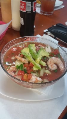 Los Cuates Seafood and Bar by null
