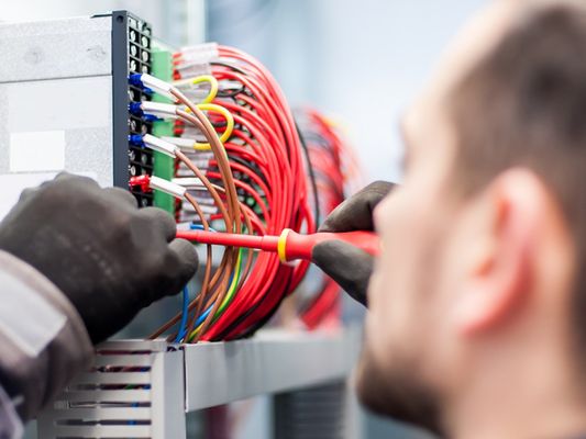 Agoura Hills Electricians Logo