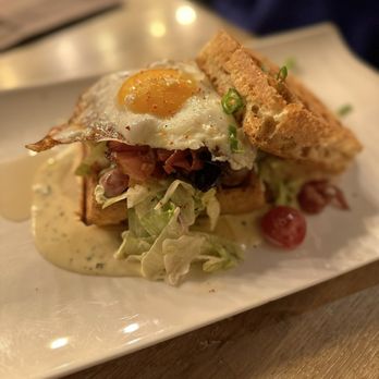 House of Waffles - Chicken club - Waffles Near Me - Antwerp, VAN