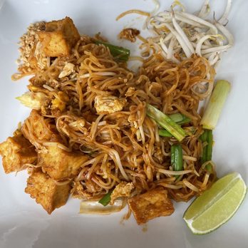Jasmine Thai Kitchen - Pad Thai - Thai Near Me - Mount Pleasant, South Carolina