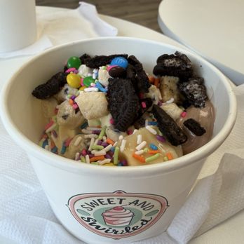 Sweet And Swirled - FroYo - Ice Cream & Frozen Yogurt Near Me - Newton, New Jersey Sweet And Swirled - FroYo - Ice Cream & Frozen Yogurt Near Me - Newton, New Jersey