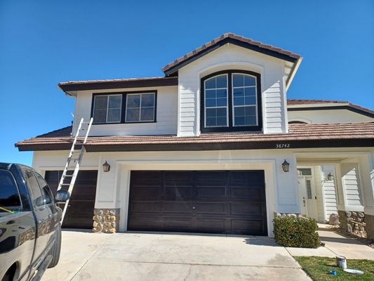 Residential Exterior - At Fern's Painting, your satisfaction is our main priority.Since our business started, quality has been our
focus.