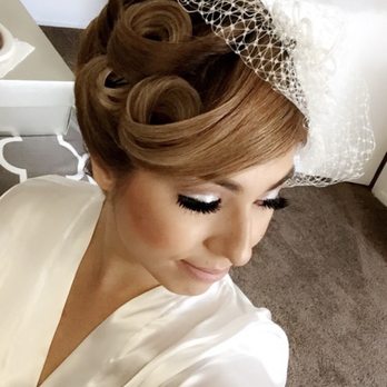 Salon Lujon - Vintage updo - Hair Salons Near Me - Fullerton, California Salon Lujon - Vintage updo - Hair Salons Near Me - Fullerton, California