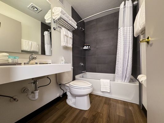 Hotel Ruby Sandpoint | Ponderay by null