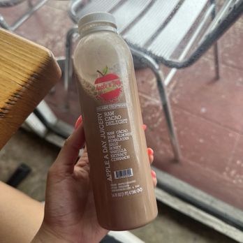 Apple A Day Cafe - Raw Cacao Delight Juice - Juice Bars & Smoothies Near Me - Miami Beach, Florida