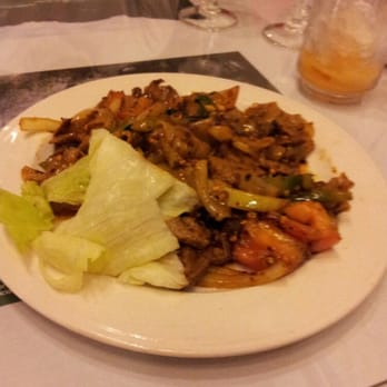 Sukhothai Restaurant - Drunken Noodles with Beef - Thai Near Me - Manchester, Connecticut Sukhothai Restaurant - Drunken Noodles with Beef - Thai Near Me - Manchester, Connecticut