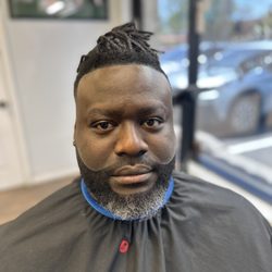 True Gents Barbershop - Fade with a line up and a beard line up