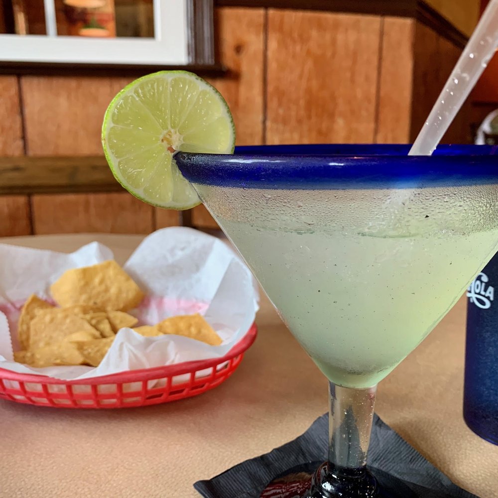 El Paso Cafe - the $18 margarita and the free chips - Mexican Near Me - Arlington, Virginia El Paso Cafe - the $18 margarita and the free chips - Mexican Near Me - Arlington, Virginia
