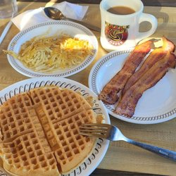 Waffle House - 12/13/22 lite breakfast Waffle bacon and only a single order of hash browns not the double like usual. Cawfee