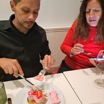 Settepani - Raspberry cream cake - Italian Near Me - New York, New York