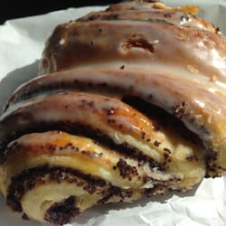 Conditorei Patisserie Schwarz - Poppy seed danish