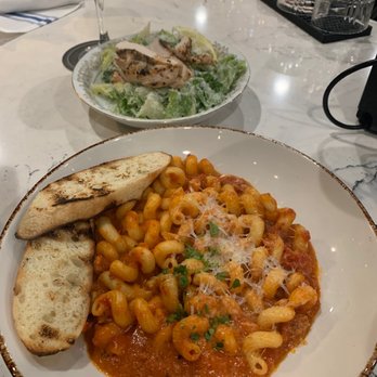 Kitchen and Rail - Vin rose pasta - Bars Near Me - Eagan, Minnesota