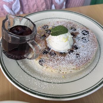 Madi - Blueberry pancakes - Breakfast & Brunch Near Me - San Diego, California Madi - Blueberry pancakes - Breakfast & Brunch Near Me - San Diego, California