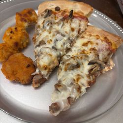 Godfathers Pizza - Pizza