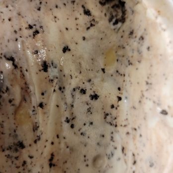 Cold Stone Creamery - Banana ice cream with brownies, banana and whipped cream - Ice Cream & Frozen Yogurt Near Me - Pearland, Texas