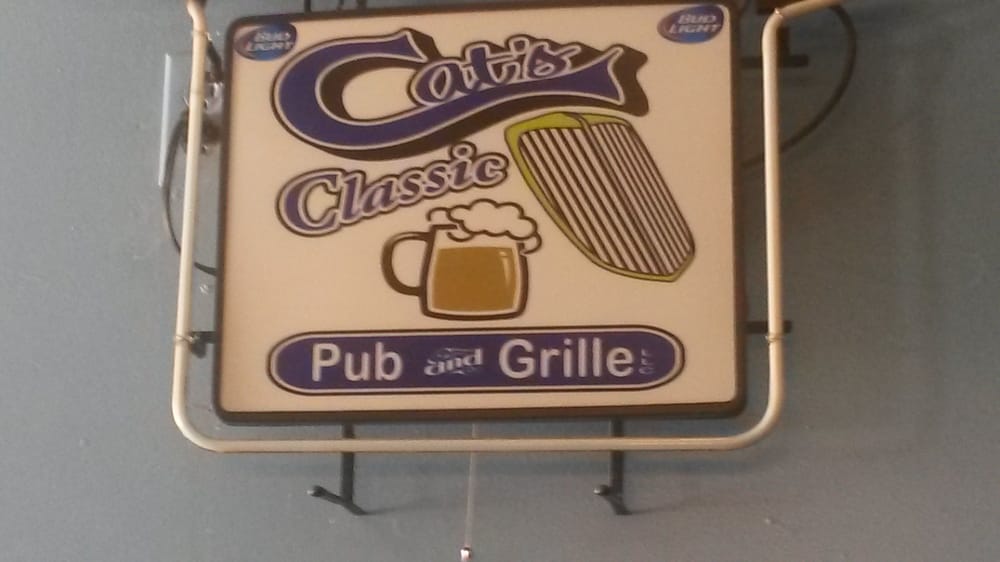 CAT’S CLASSIC PUB AND GRILLE Updated September 2024 310 Locust St