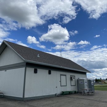Brunsdale Park - Concession & bathroom building - Pickleball Near Me - Fargo, North Dakota Brunsdale Park - Concession & bathroom building - Pickleball Near Me - Fargo, North Dakota