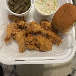 Brino’s Restaurant - Chicken wing platter