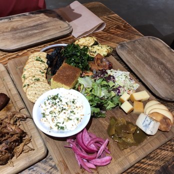 Hop "N" Hog - Vegetarian platter for one ($25) - Barbeque Near Me - Clearwater, British Columbia Hop "N" Hog - Vegetarian platter for one ($25) - Barbeque Near Me - Clearwater, British Columbia