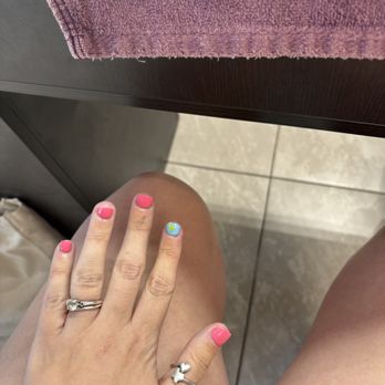 Nail Lounge - Nail Salons Near Me - Midland, Texas