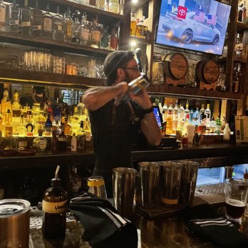 El Camino - Dustin the worst bartender in Delray Beach - Cocktail Bars Near Me - Delray Beach, Florida