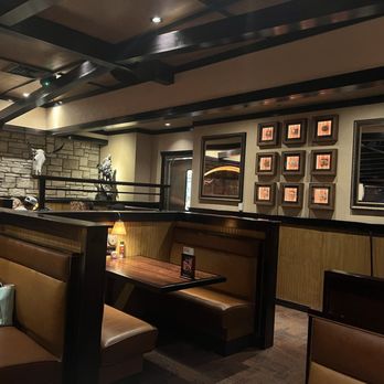 LongHorn Steakhouse - Steakhouses Near Me - Redlands, California
