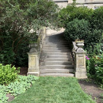 Bishop's Garden - Botanical Gardens Near Me - Washington, DC, District of Columbia