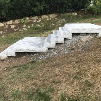 Watch City Construction - This is how he left my project!  Note that the steps (landings) are completely unsupported - Masonry/Concrete Near Me - Weston , Massachusetts