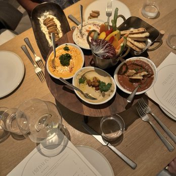 Predalina - Crudité and pita & zucchini chips - Mediterranean Near Me - Tampa, Florida